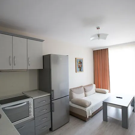 Apart Hotel Central Апарт-отель *