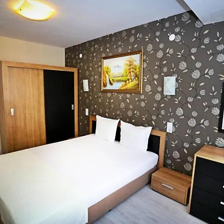 Apart Hotel Central *