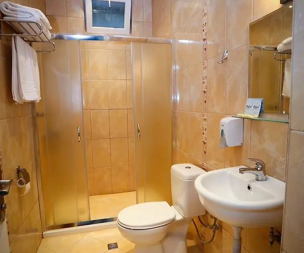 Apart Hotel Central Apart Otel Momchilgrad